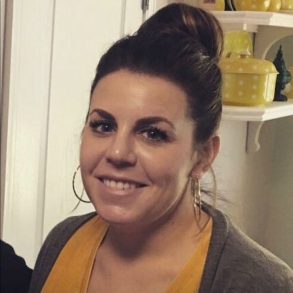 Meet the Posher Other - Meet your Posher, Briana